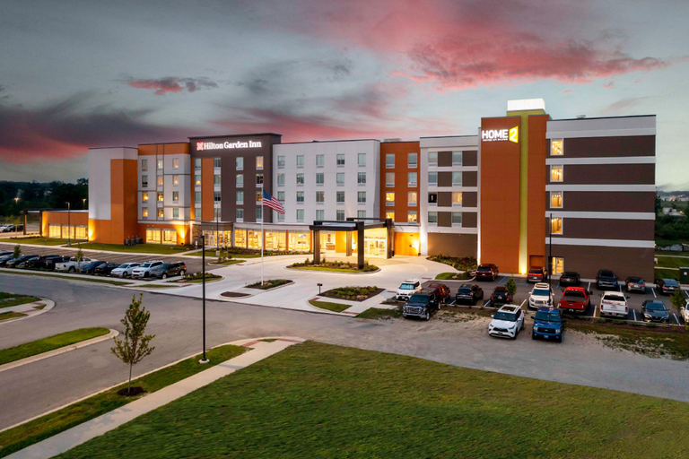 Exterior & Views