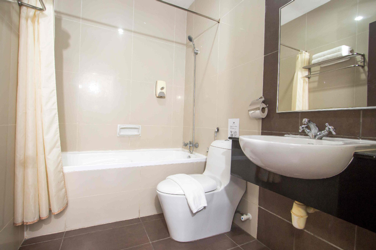 Bathroom 6