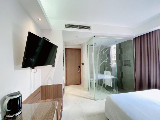 Bedroom 12