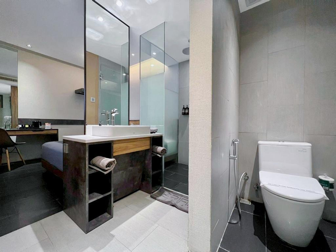 Bathroom 4