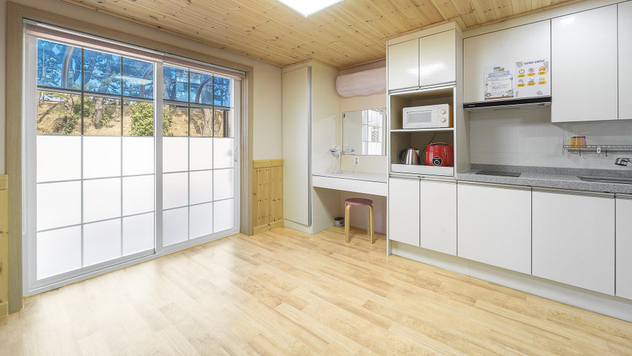 Dining Room 5