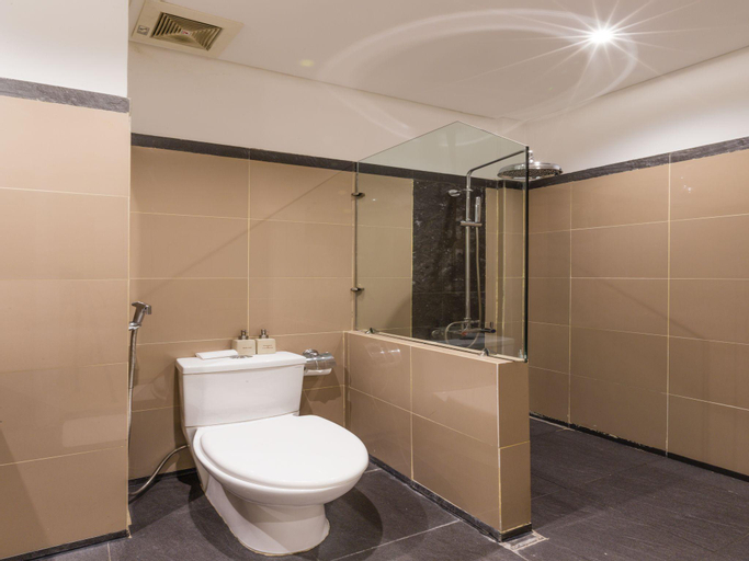 Bathroom 7