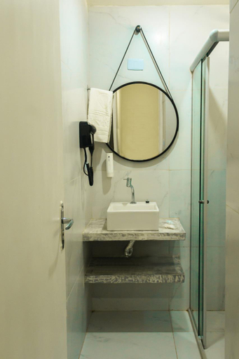 Bathroom 6