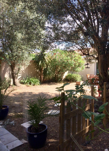 Others 3, Nuitee Naturopathique, Charente-Maritime