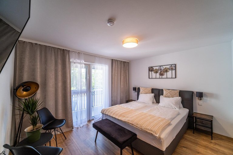 Bedroom 10