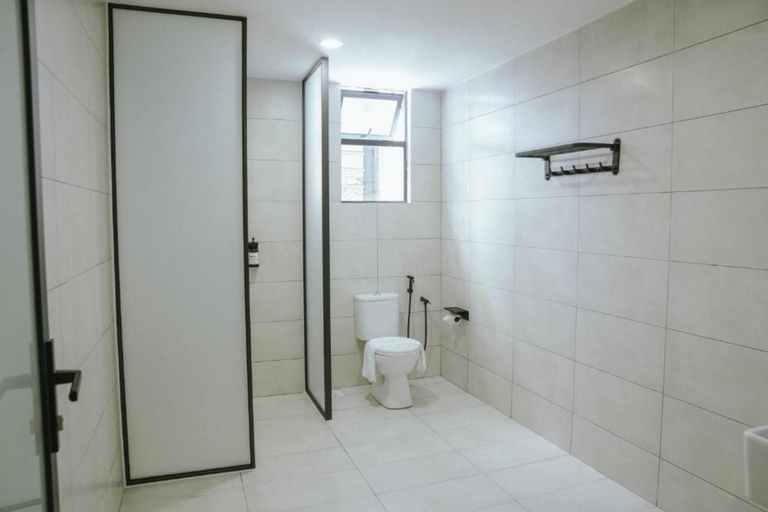 Roxy Hotel Siniawan - Tap to explore photos