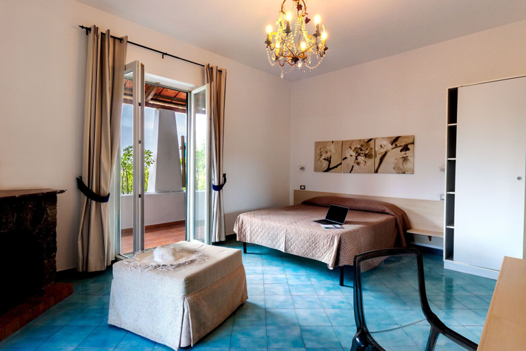Bedroom 2, Don Giorgio Rooms, Napoli