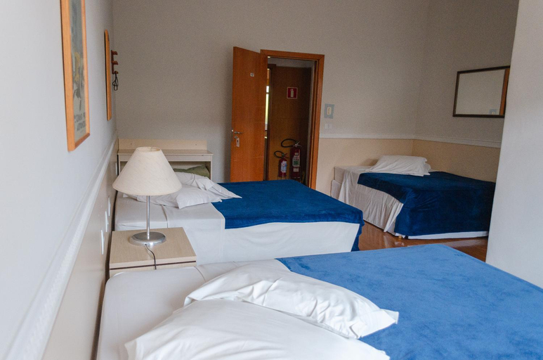 Bedroom 2, Central Palace Hotel, Castro