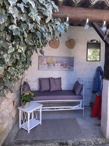 Others 3, La Sapiniere -chambres climatisees, Vaucluse