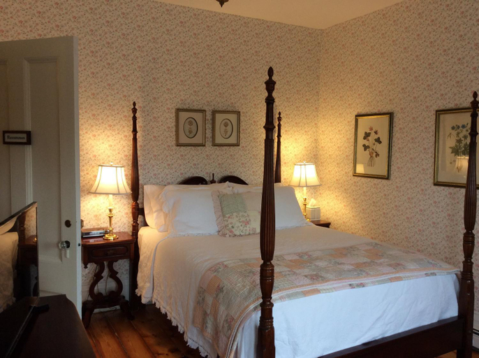 Others 2, Liberty Hill Inn, Barnstable