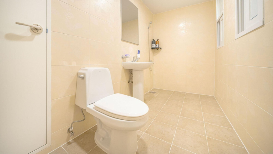 Bathroom 4, Gapyeong Onestar Pool Villa, Gapyeong