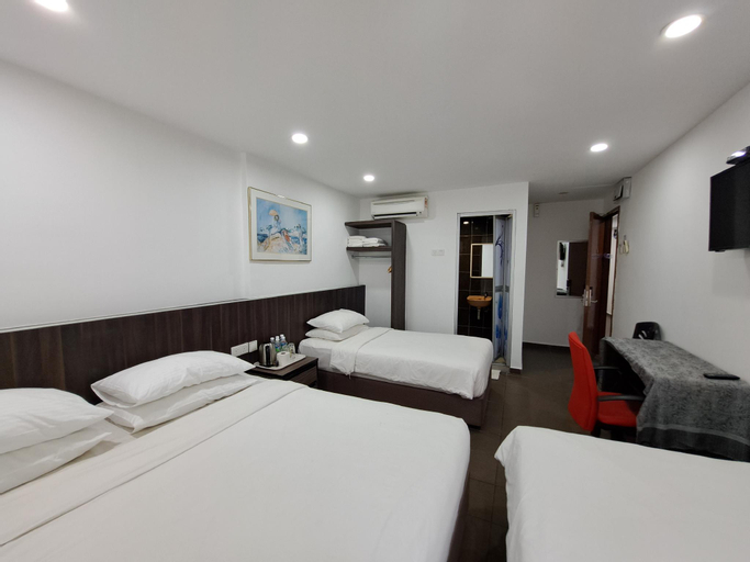 Bedroom 12