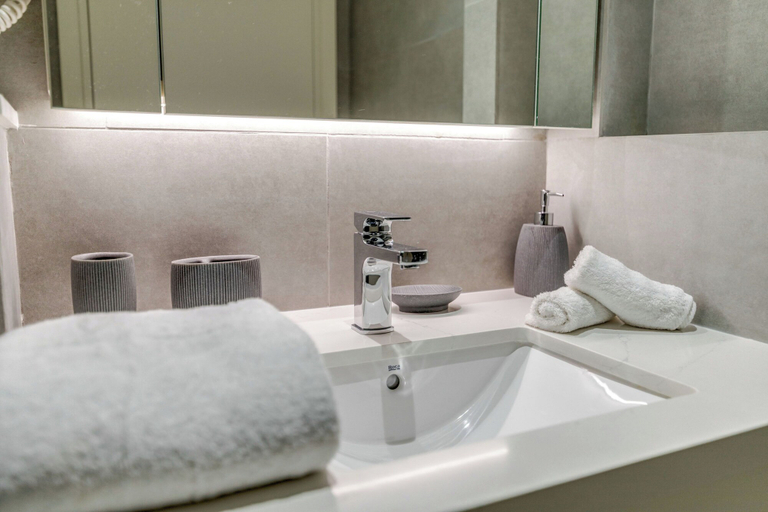 Bathroom 5, Knokey Ahad Residences, Dubai