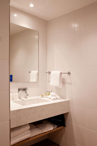 Bathroom 5