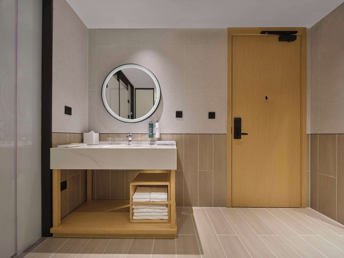 Bathroom 3, Hilton Garden Inn Huaihua Anjiang, Huaihua