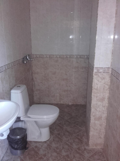 Bathroom 2, Hotel Aleksievata Kashta, Slivnitsa