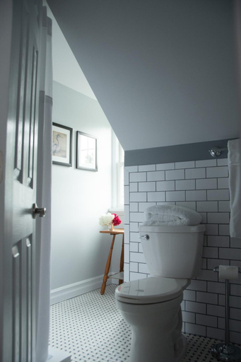 Bathroom 5