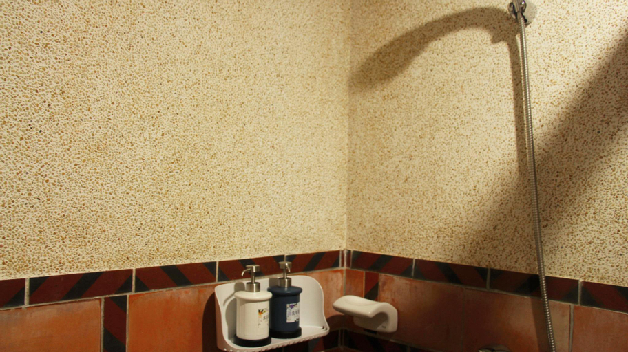 Bathroom 9