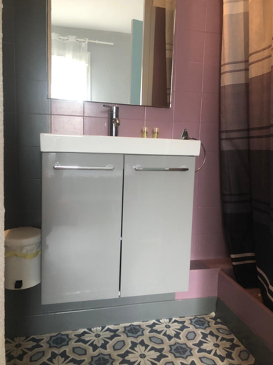 Bathroom 4, Chez Grand Mere, Pyrénées-Orientales