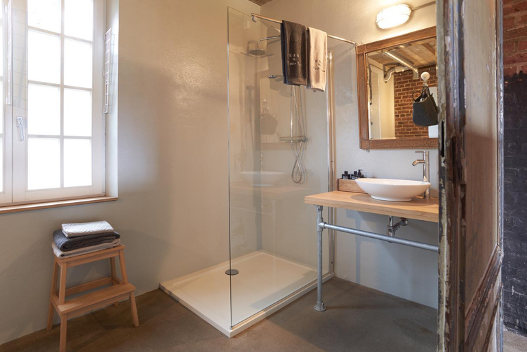 Others 2, B&B Bij Tante Toos, Vaals