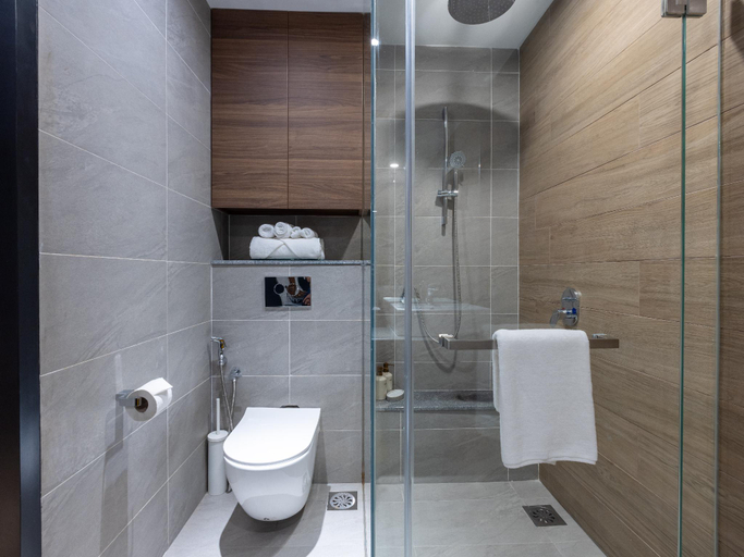 Bathroom 8