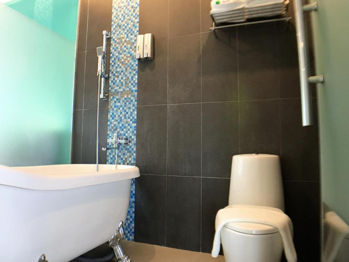 Bathroom 1