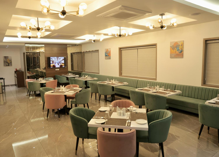 Food & Drinks 5, HOTEL CARNIVAL, Parbhani