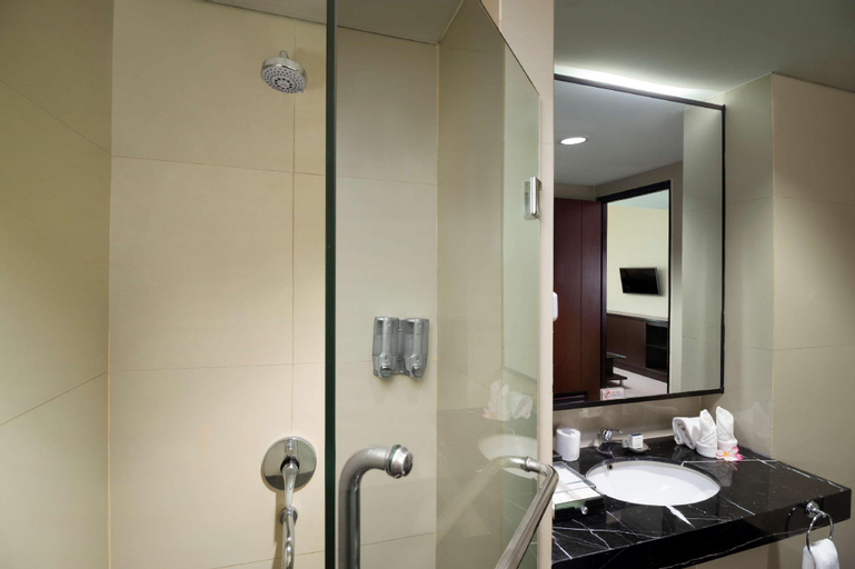 Bathroom 7