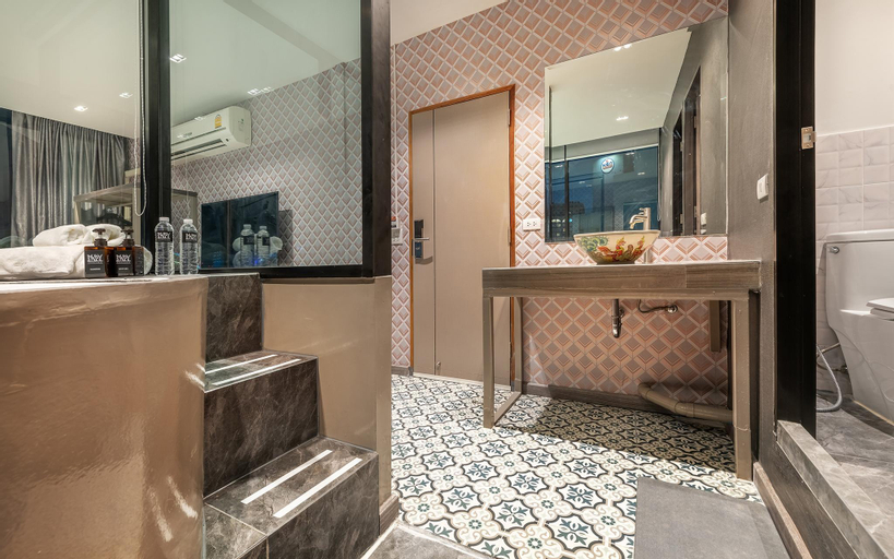 Bathroom 5