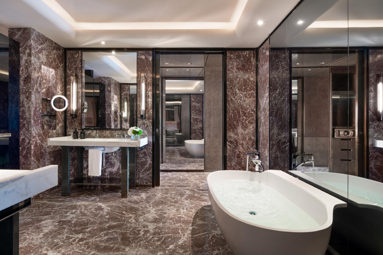 Bathroom 14