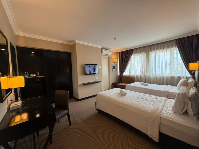 Bedroom 8