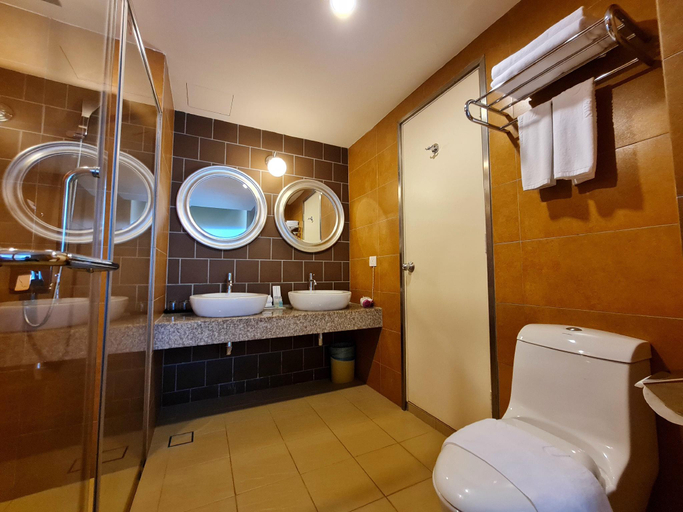 Bathroom 1