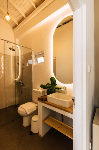 Bathroom 3, Sea Salt Society, Hikkaduwa