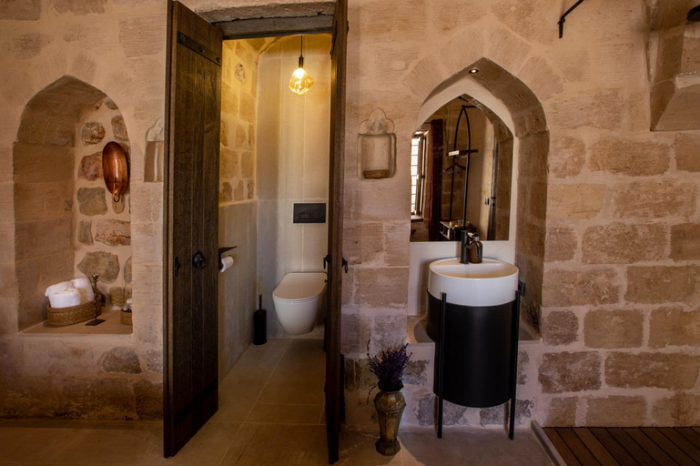 Bathroom 5, Mirsoum Hotel, Kızıltepe