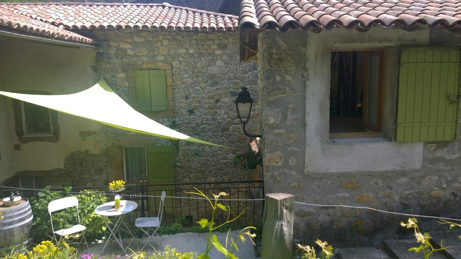 Others 2, Maison Sous Le Pont, Ardèche