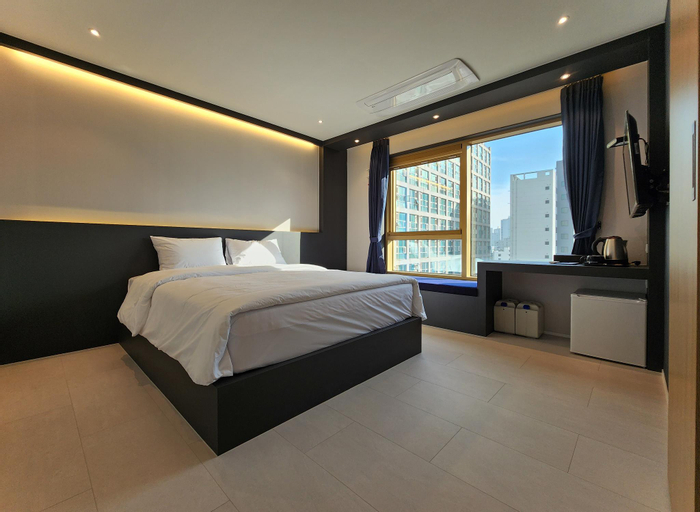 Bedroom 11