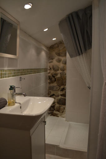 Bathroom, Maison Sous Le Pont, Ardèche