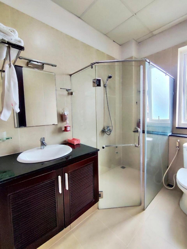 Bathroom 4, Ngọc Phương Anh Homestay, Huế