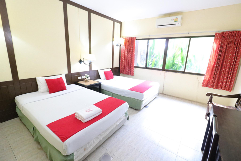 Bedroom 12