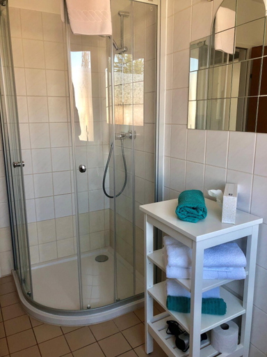 Bathroom 11