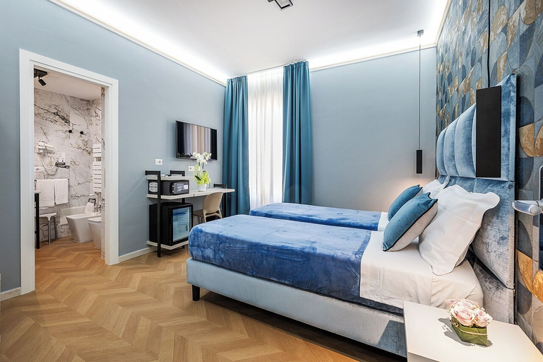 Bedroom 3, Colonna Inn, Rome