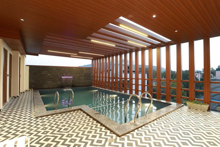 Sport & Beauty 2, Hotel Taviral Regency, Udaipur