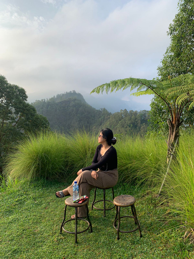 Others 5, Alengkong Bali Camp, Bangli