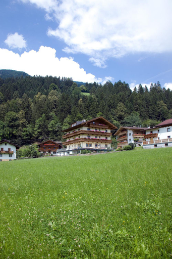 Others 2, Landhaus Tipotsch, Schwaz