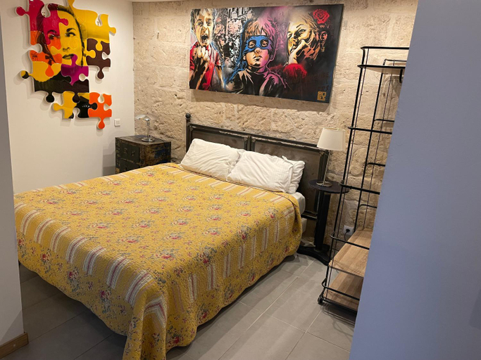 Bedroom 2, Hostellerie et la parenthese uzes, Gard