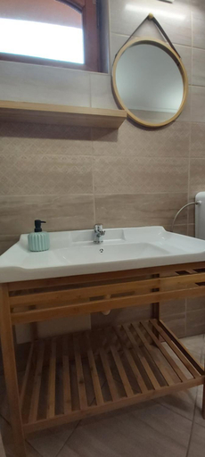 Bathroom 3, Diofa Vendeghazak, Tiszafüred