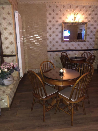 Public Area 2, Platinvm B&B, Predeal