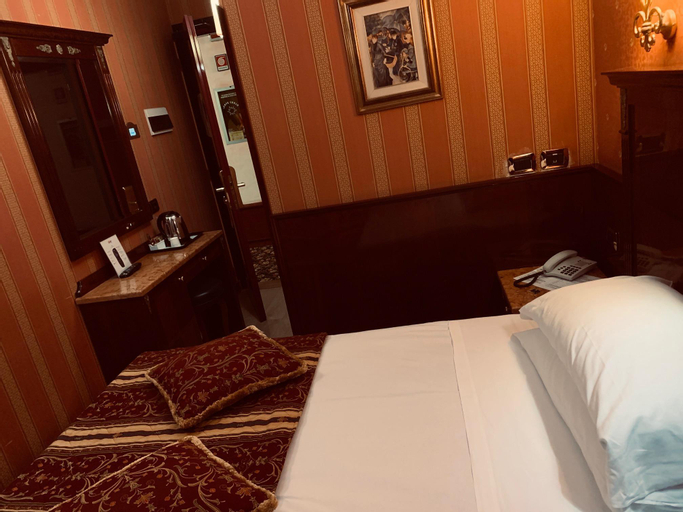 Bedroom 14