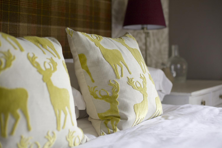 Bedroom, Pear Tree Inn, Wiltshire