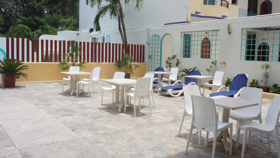 Food & Drinks, Hotel Xestal, Dist. Pochutla